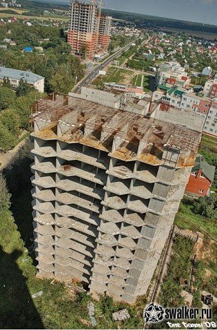 Недостроенные жилые дома