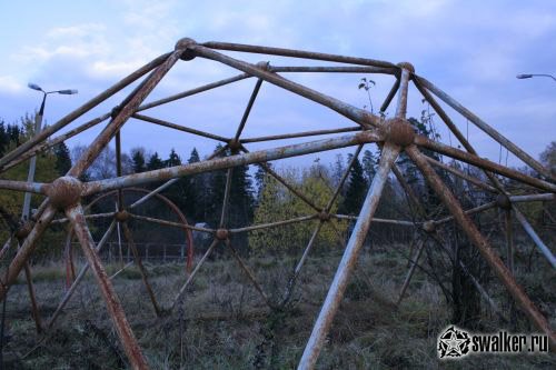 Заброшенный детский санаторий «Сказка » (Икша, Московская область) Заброшенный детский санаторий «Сказка » (Икша, Московская область)