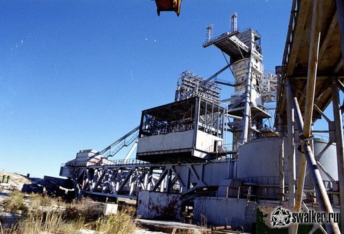 Заброшенный стартовый комплекс ракетоносителя "Энергия", Байконур Заброшенный стартовый комплекс ракетоносителя "Энергия", Байконур