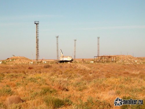 Заброшенный стартовый комплекс ракетоносителя "Энергия", Байконур Заброшенный стартовый комплекс ракетоносителя "Энергия", Байконур