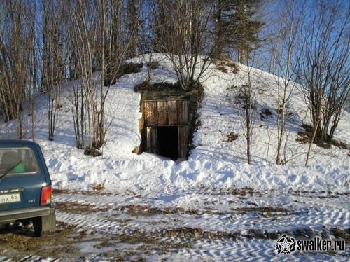 Военный аэродром со складом боеприпасов, Сахалин Военный аэродром со складом боеприпасов, Сахалин