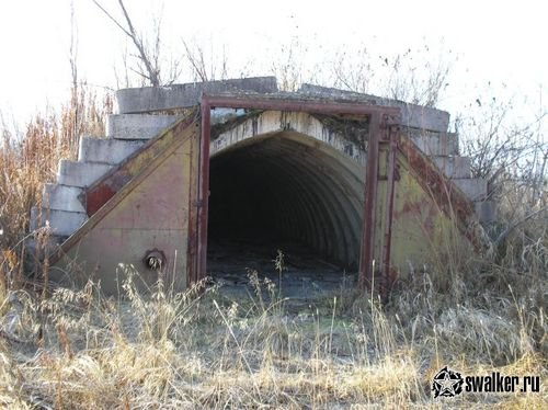 Военный аэродром со складом боеприпасов, Сахалин Военный аэродром со складом боеприпасов, Сахалин