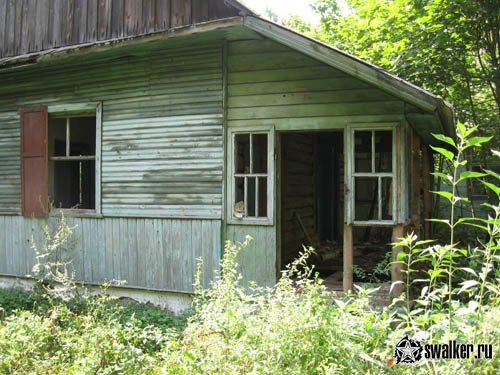 Заброшенная деревенская школа времён СССР, Гродненская область