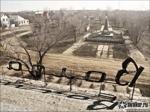 Заброшенный причал, Волгоград Заброшенный причал, Волгоград