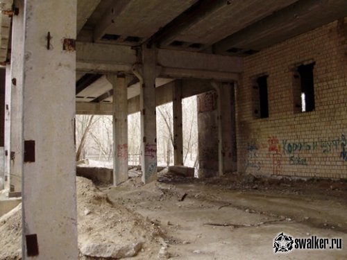 'Недостроенный 'Недостроенный