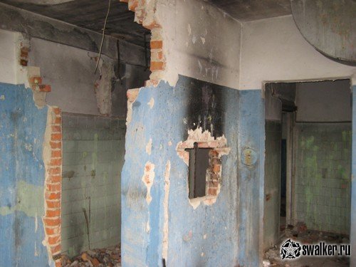 Заброшенное здание управления депо, Свердловская область Заброшенное здание управления депо, Свердловская область