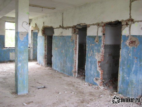 Заброшенное здание управления депо, Свердловская область Заброшенное здание управления депо, Свердловская область