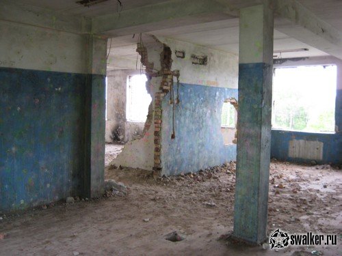 Заброшенное здание управления депо, Свердловская область Заброшенное здание управления депо, Свердловская область