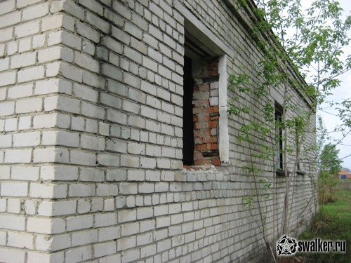 Заброшенное здание управления депо, Свердловская область Заброшенное здание управления депо, Свердловская область