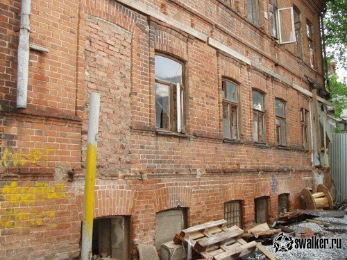 Жилой дом, памятник архитектуры XIXв, Свердловская область Жилой дом, памятник архитектуры XIXв, Свердловская область