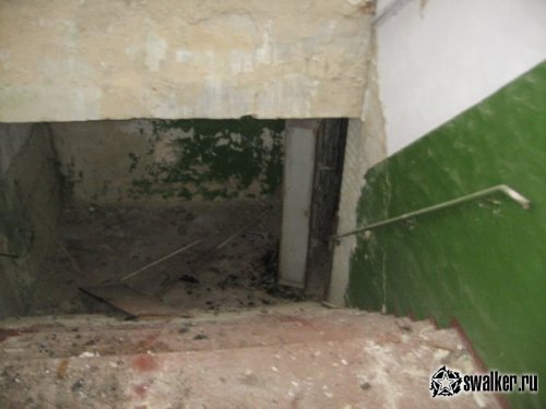 Заброшенное бомбоубежище завода ОРБИТА, Саратовская область Заброшенное бомбоубежище завода ОРБИТА, Саратовская область