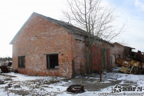 Село Копачи - база МТС, Киевская область Село Копачи - база МТС, Киевская область