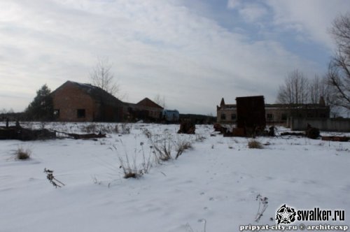 Село Копачи - база МТС, Киевская область Село Копачи - база МТС, Киевская область