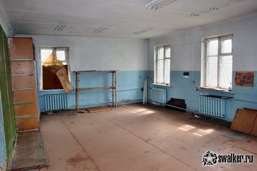 Заброшенное заводоуправление, Свердловская область
