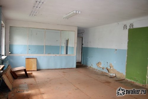 Заброшенное заводоуправление, Свердловская область